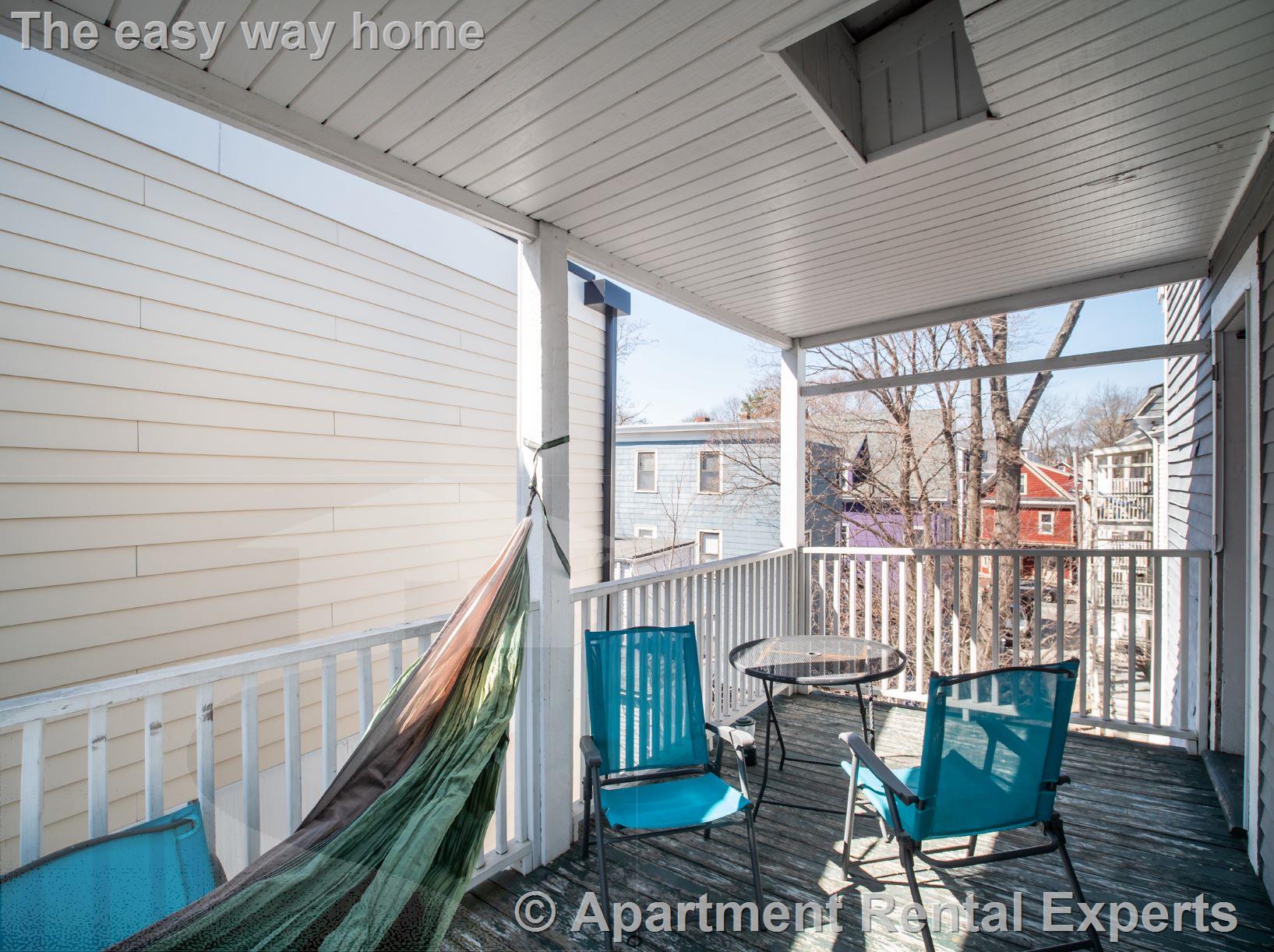 318 Beacon St, Ward Two