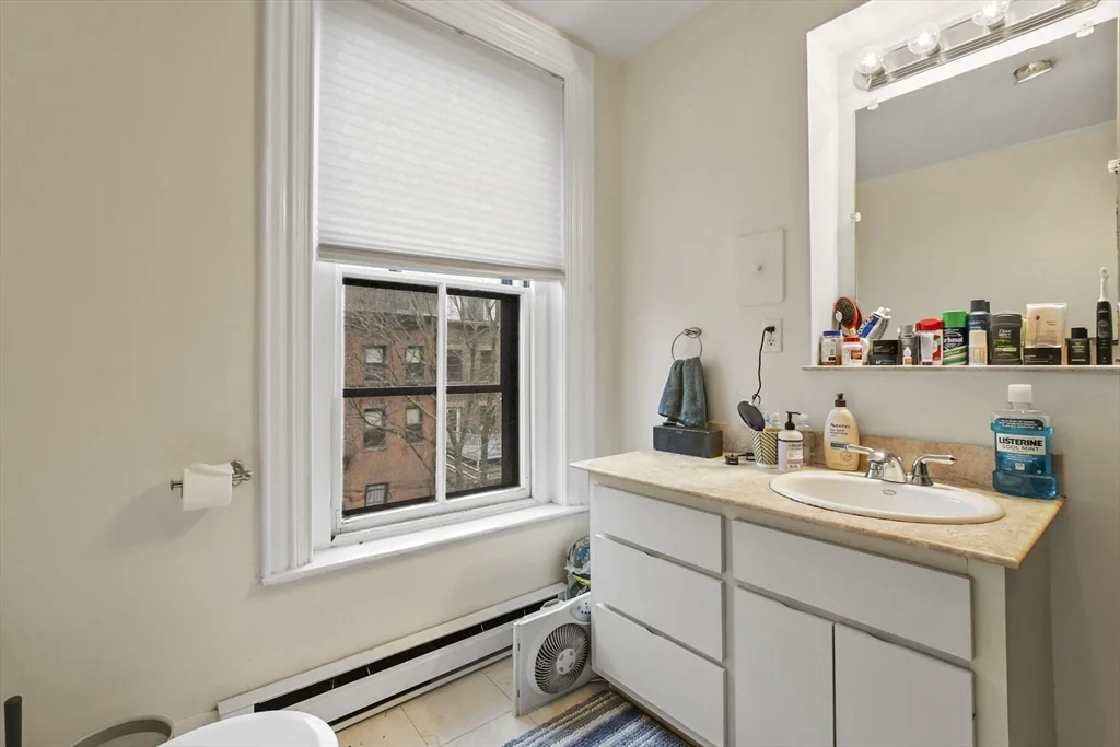 59 E Springfield, South End