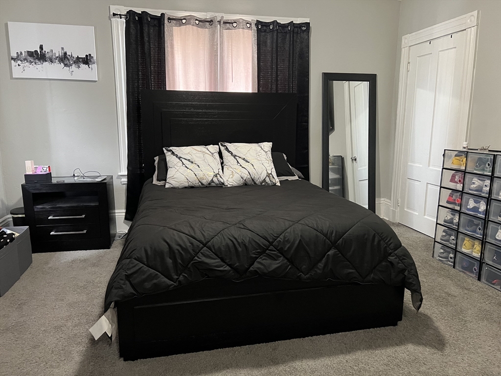 128 Dartmouth, South