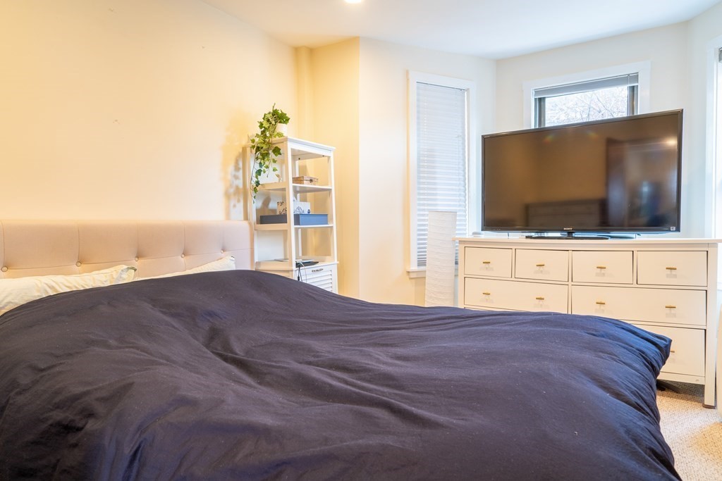 1 bed, 1 bath apartment for rent at 62 Hurley St Unit 2, East Cambridge — photo 9 of 13