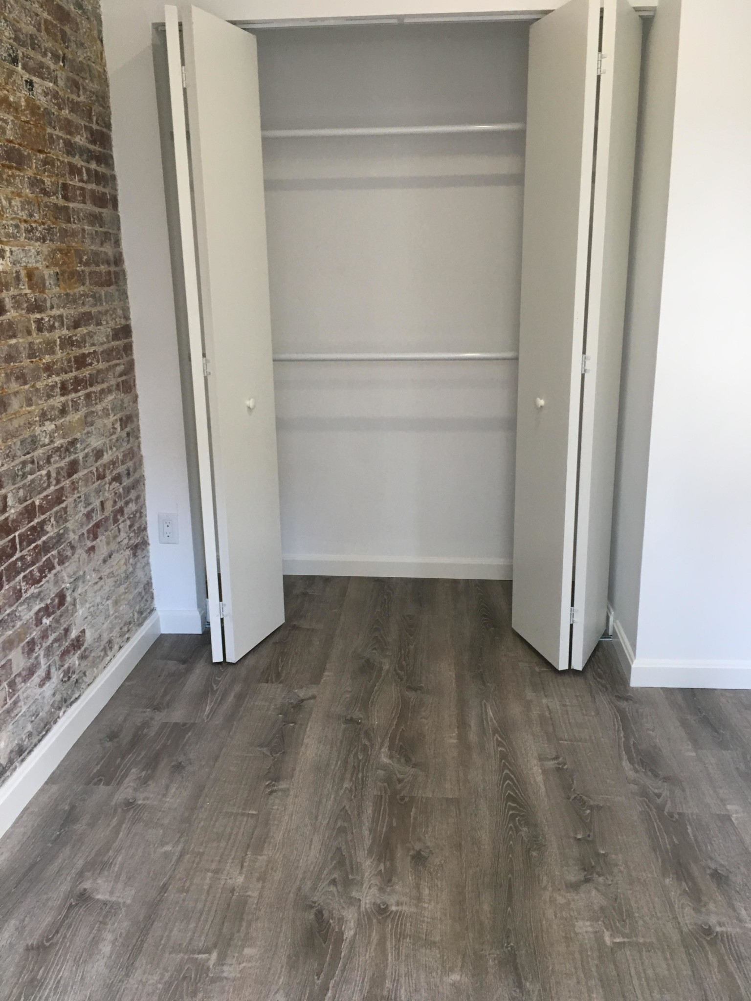 3 bed, 1 bath apartment for rent at 27 Temple St Unit 4, Beacon Hill — photo 20 of 21