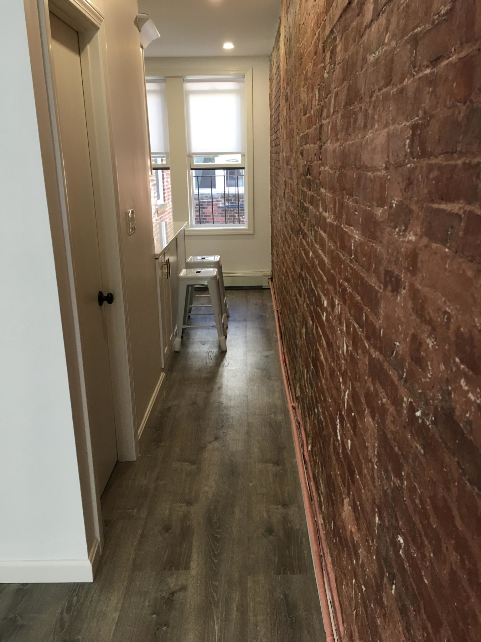 3 bed, 1 bath apartment for rent at 27 Temple St Unit 4, Beacon Hill — photo 7 of 21