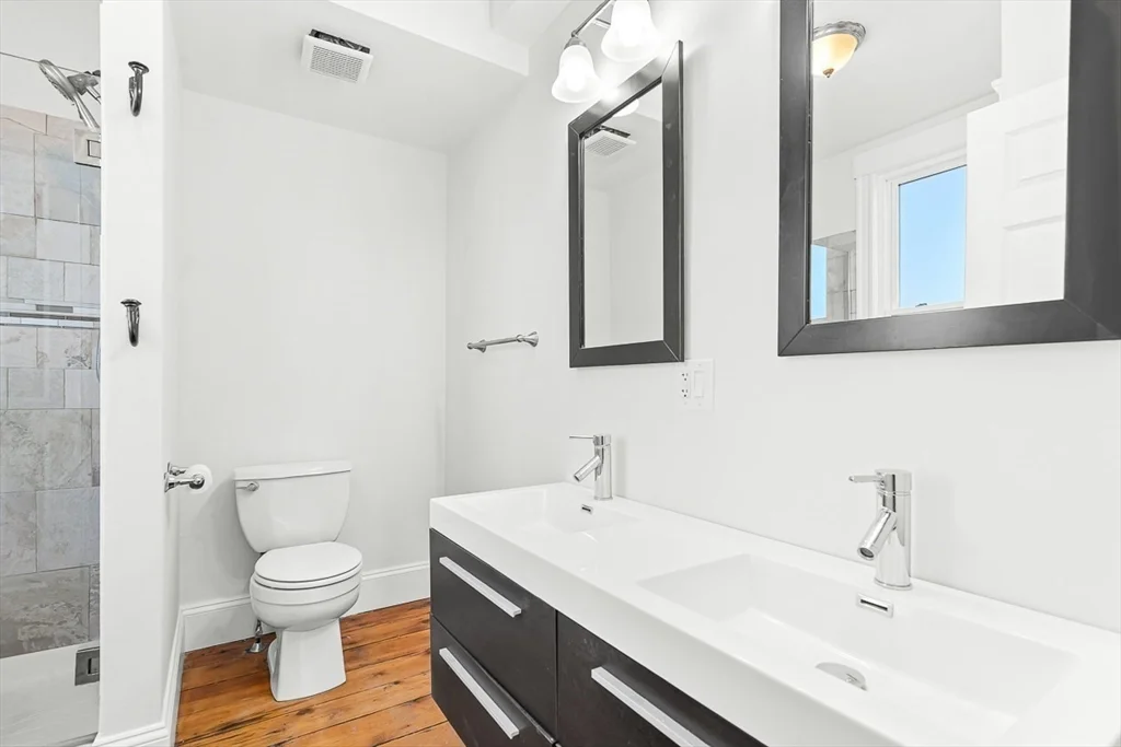11 Symonds St, Salem