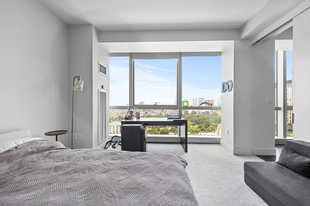 110 Stuart St, Back Bay