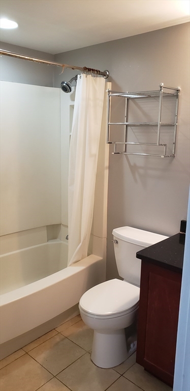 8 Museum Way, East Cambridge