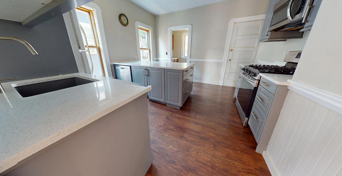 85 Lowden Ave, Powder House Square