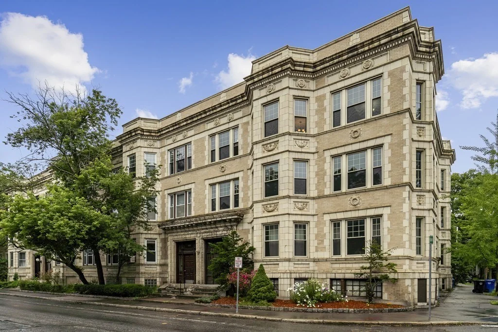 481 Boylston St, Brookline Hills