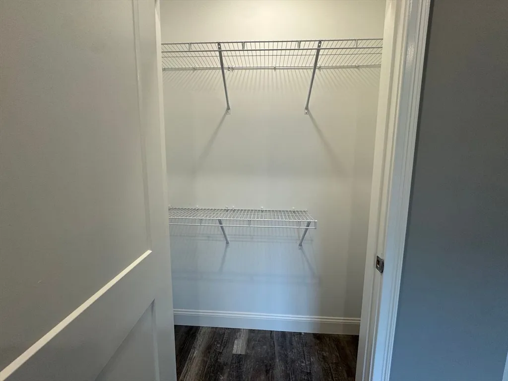 650 Beach St, Revere