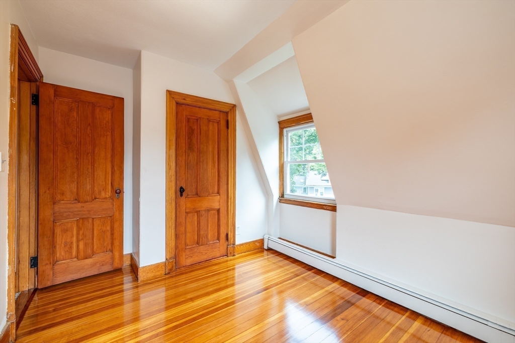 18 Hawthorn Rd, Milton