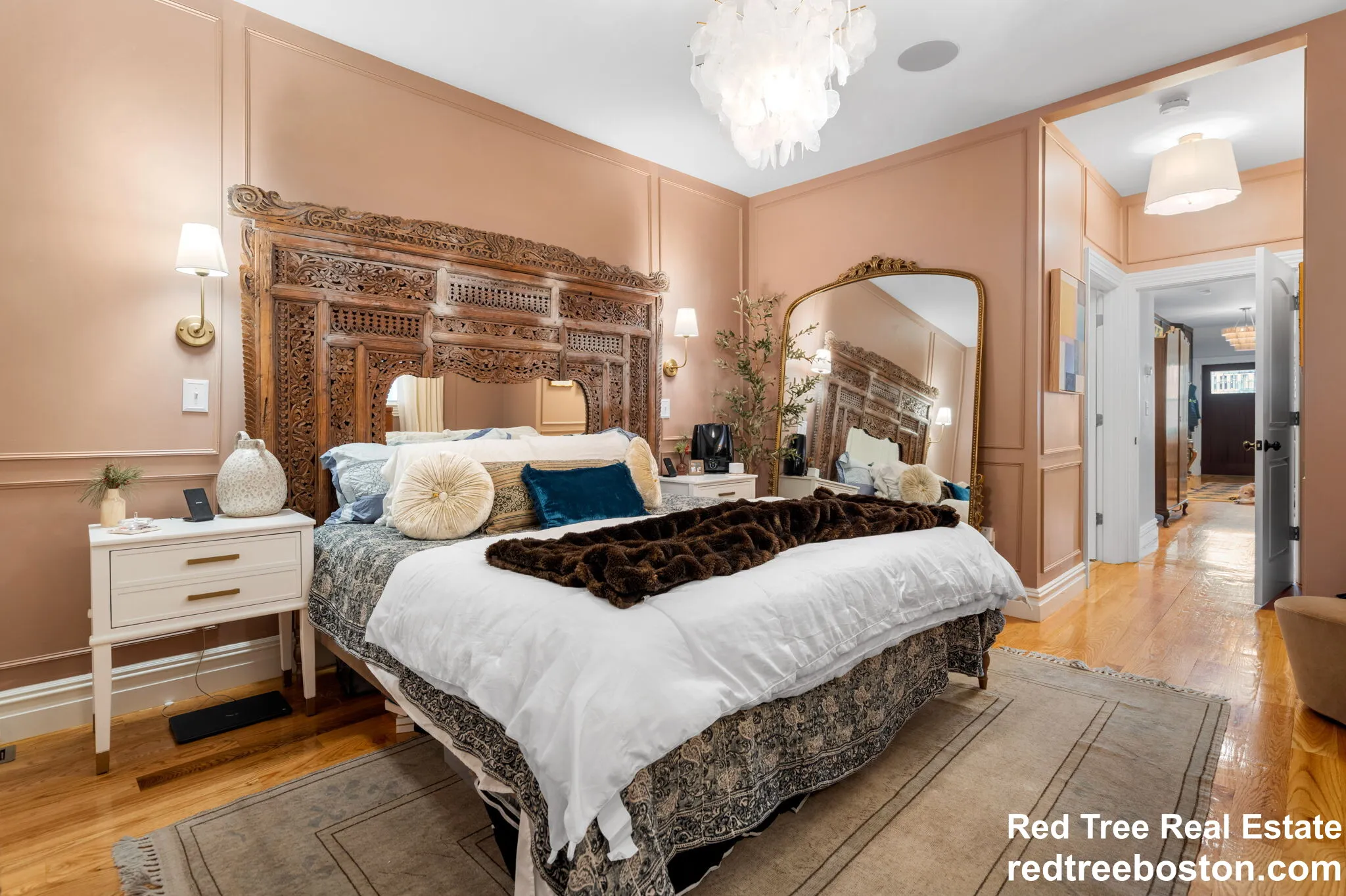 687 East 6th St, South Boston