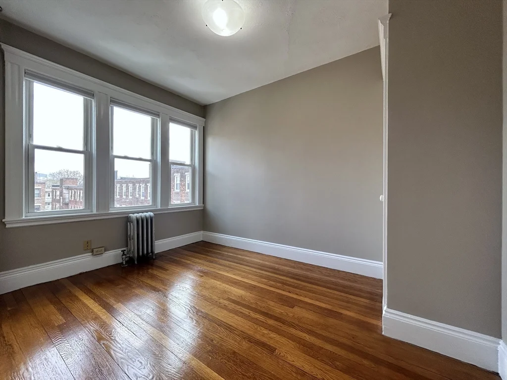 6 Alton Ct, Coolidge Corner