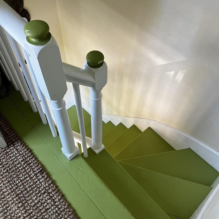 74 Mt Pleasant Av, Gloucester