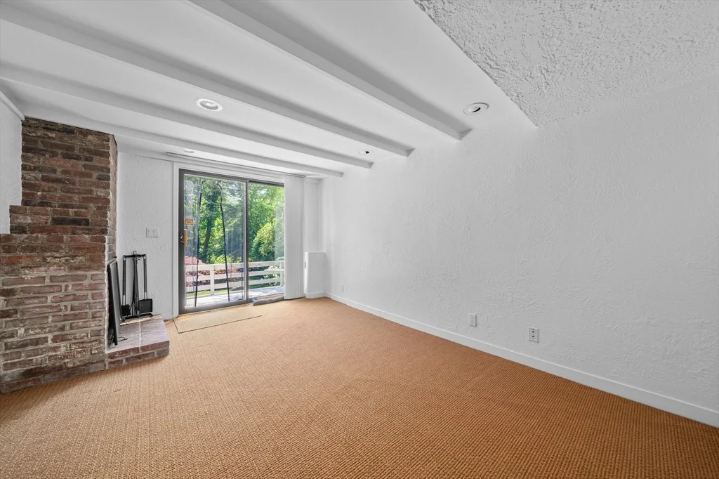 37 Harwich Rd, Newton