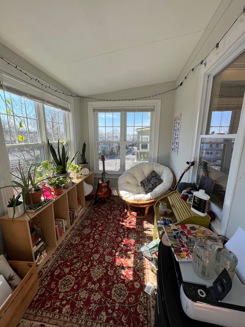 305 Highland Ave, Powder House Square