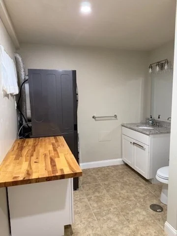 16 Pleasant St, Ayer