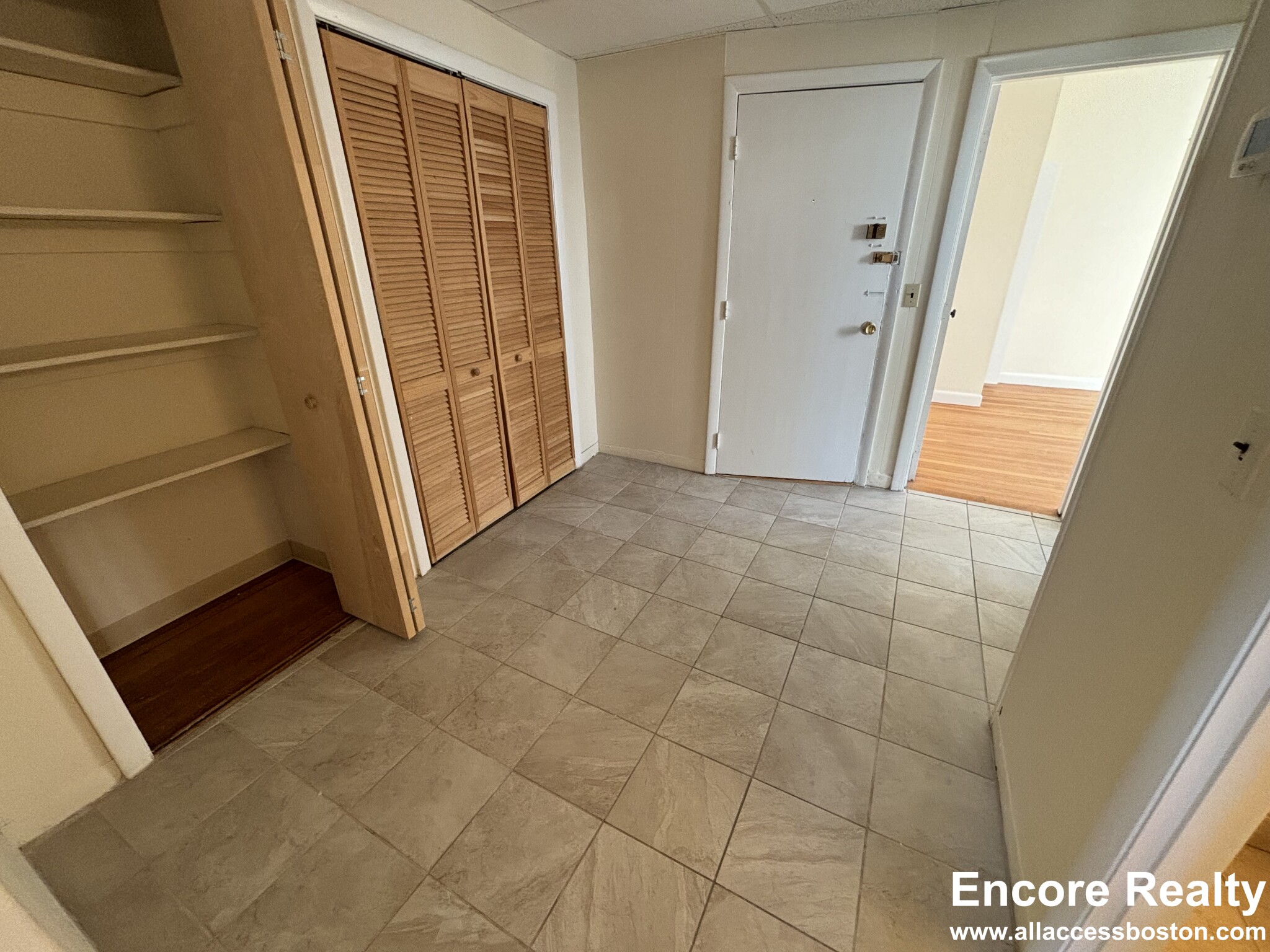 1135 Commonwealth Ave, Brighton