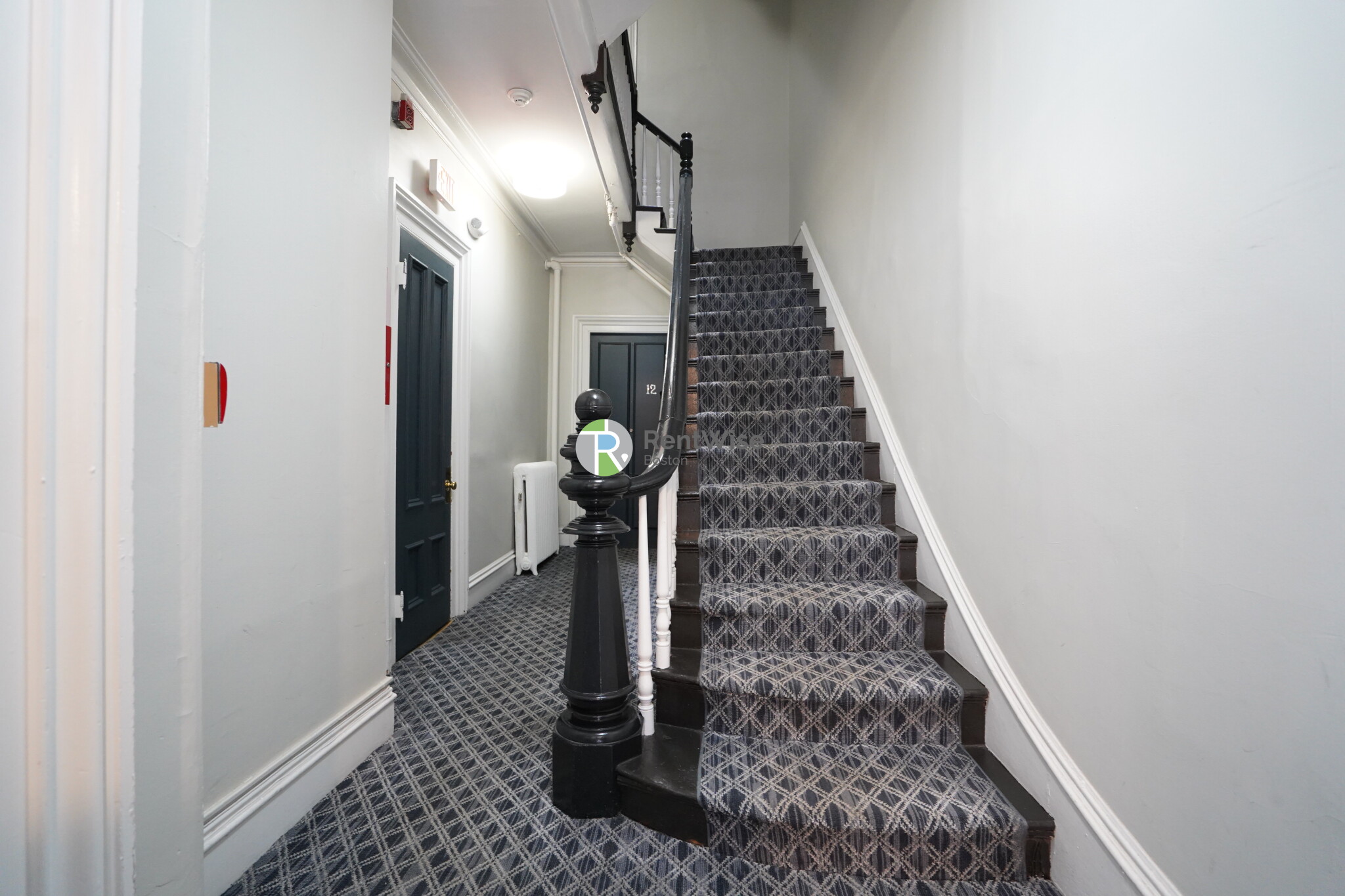 90 Charles St, Beacon Hill