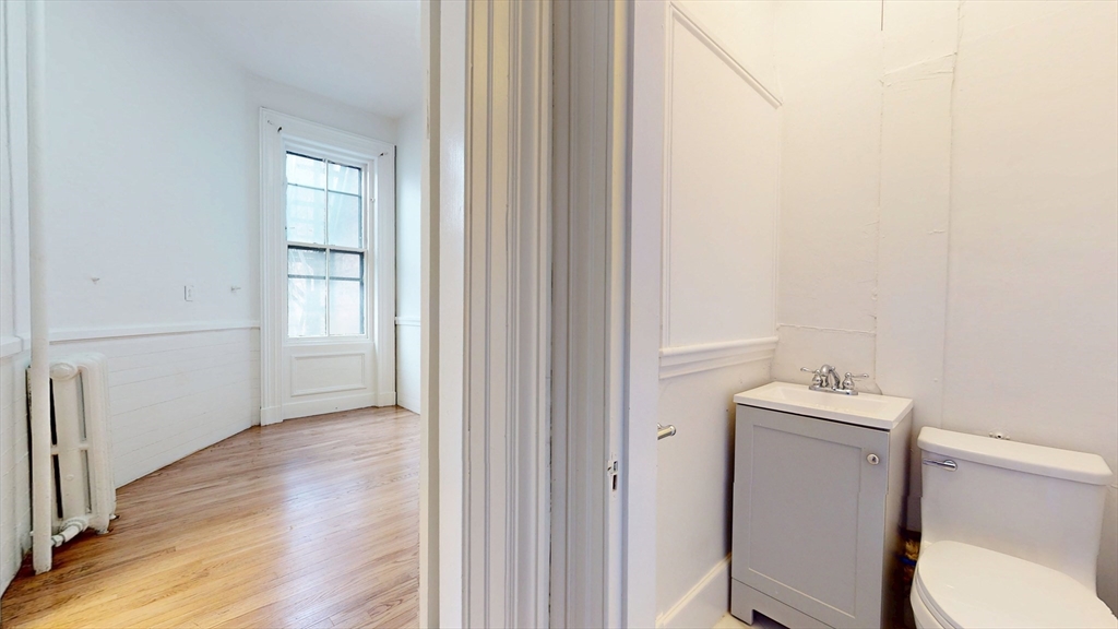 205 Beacon St, Back Bay