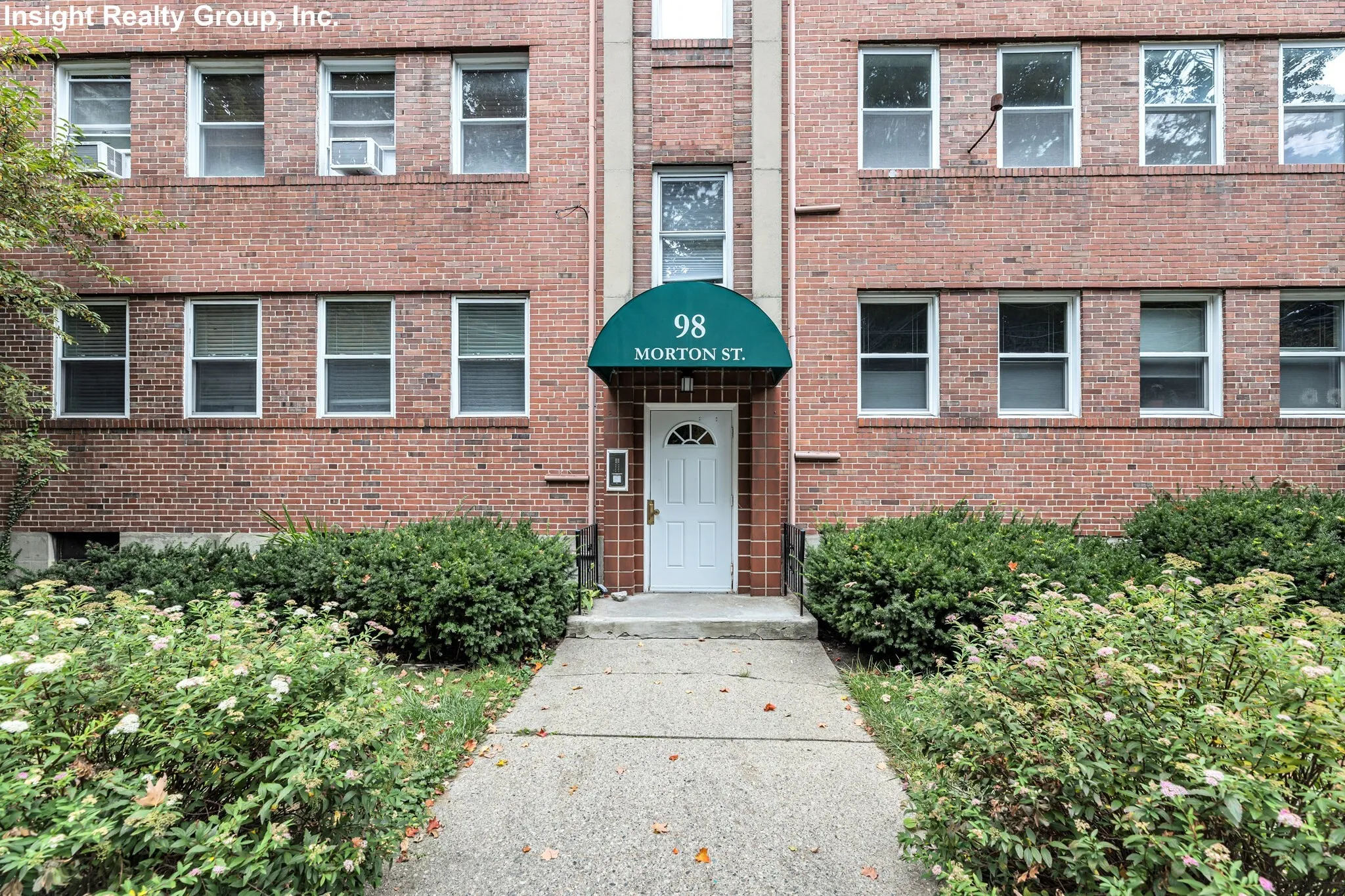 98 Morton St, Jamaica Plain