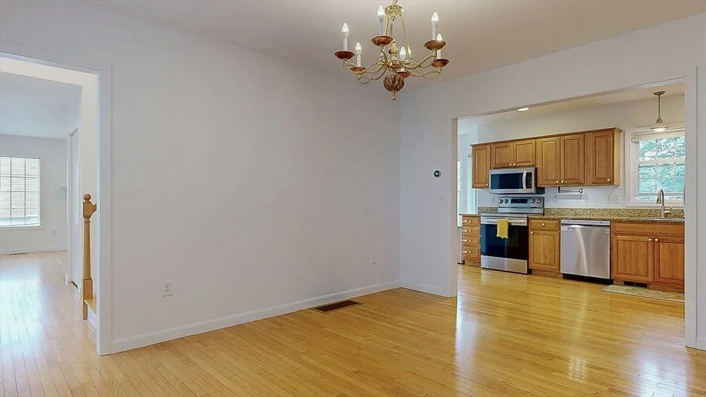 142 Olean St, Tatnuck