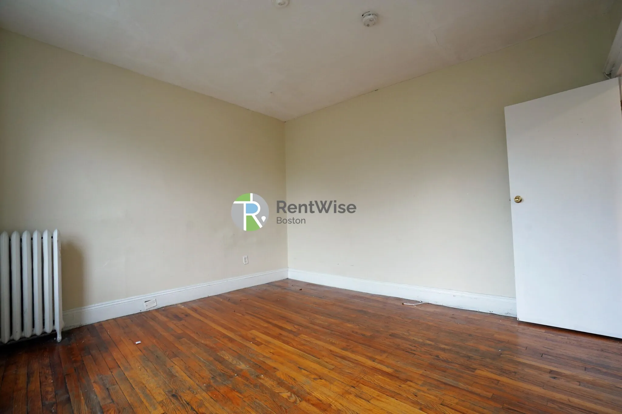 55 Park Dr, Fenway