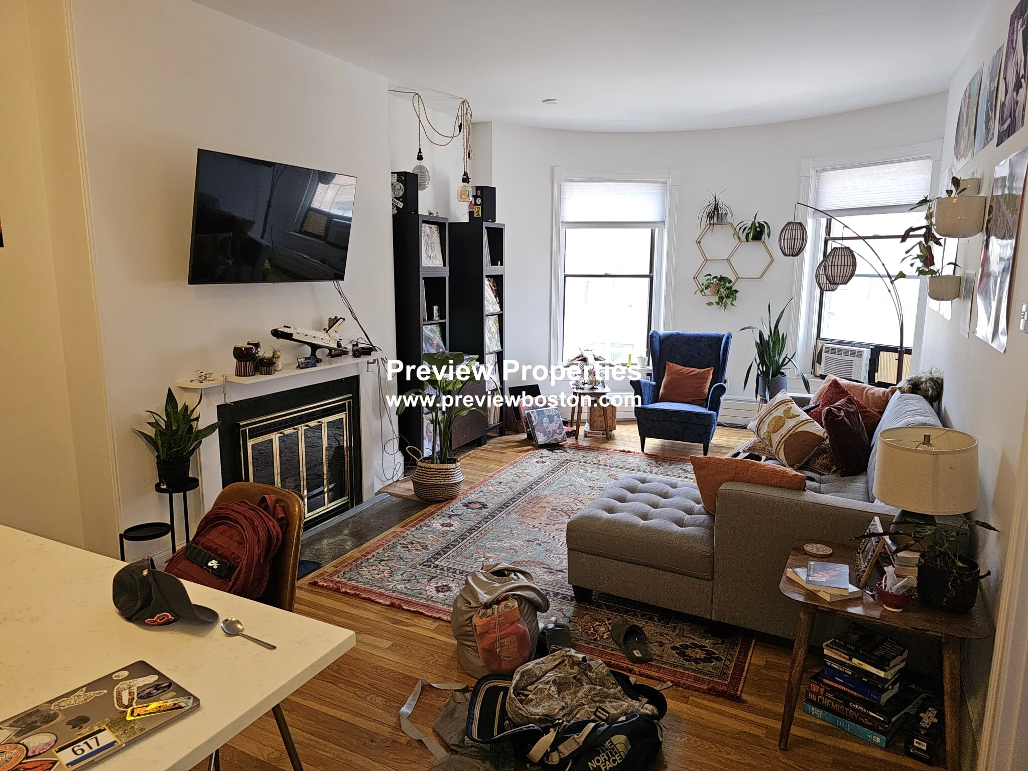 922 Beacon St, Fenway