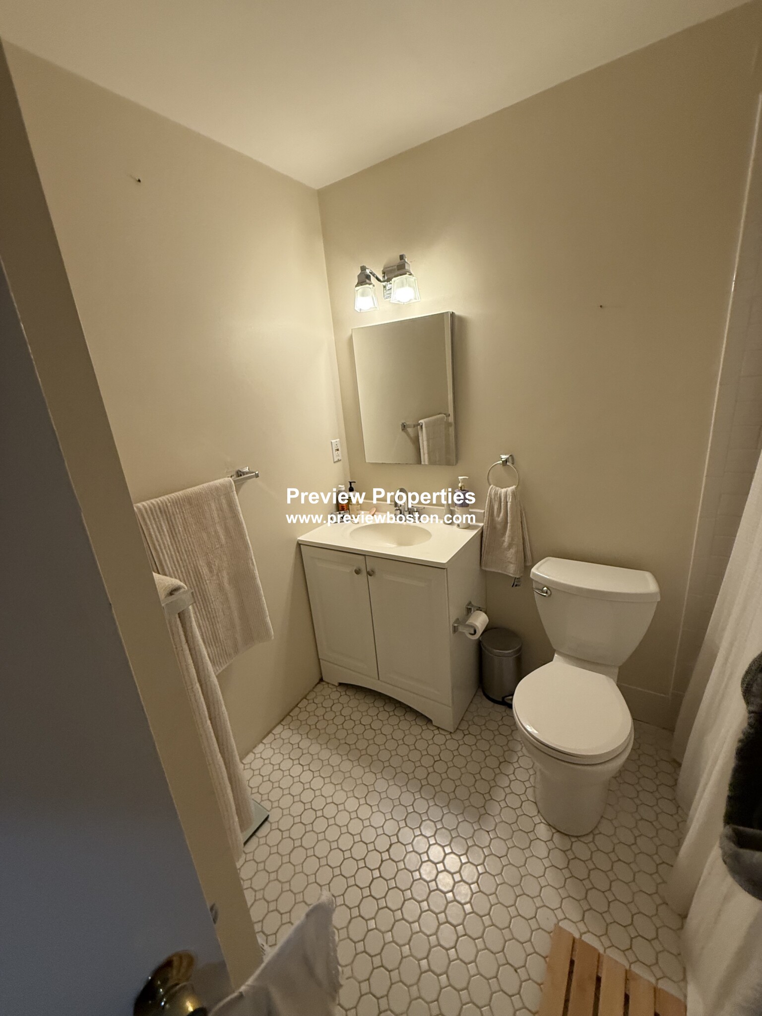 90 Saint Boltolph St, Back Bay