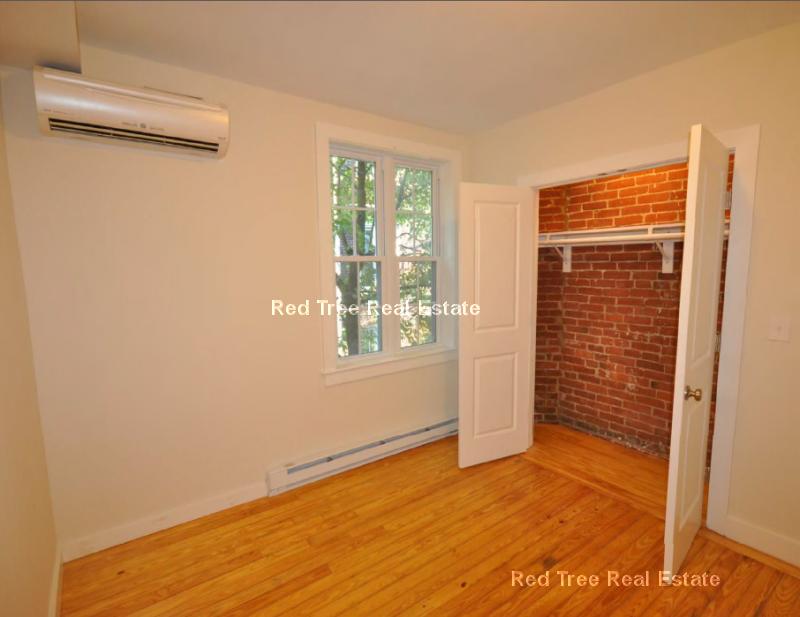 659 Massachusetts Ave, South End