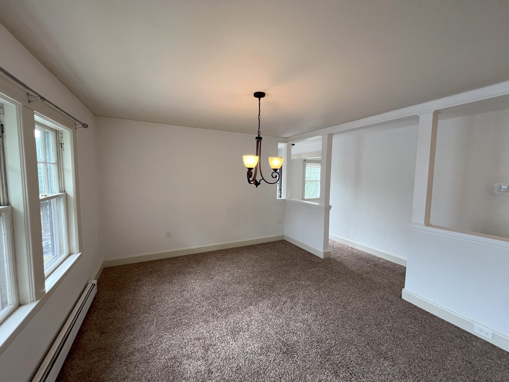 17 Maple St, Auburndale