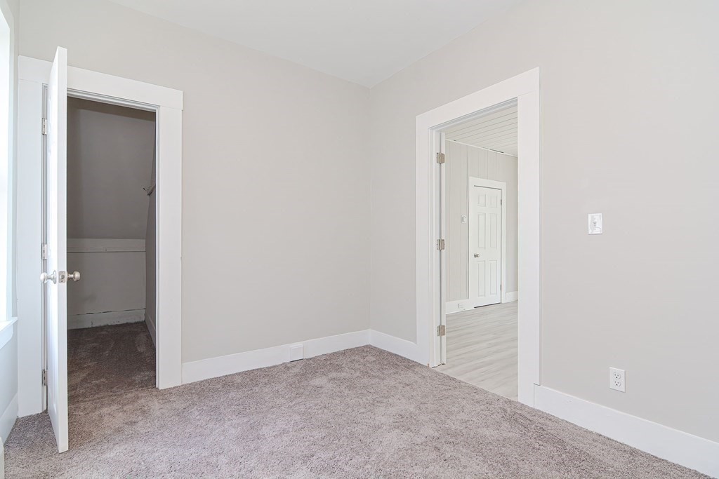 979 Dwight St, Holyoke