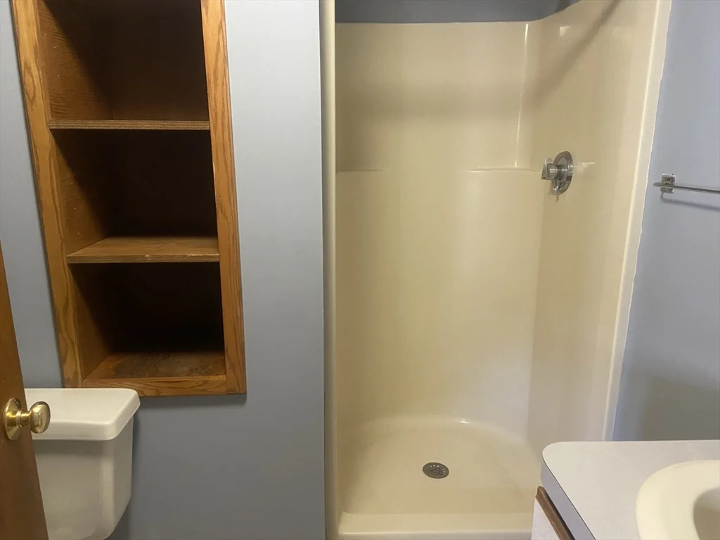 155 East Central St, Franklin