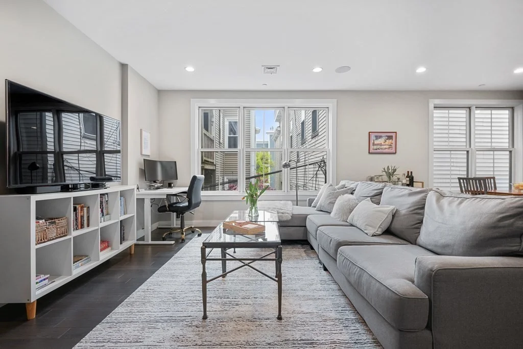 309 E St, South Boston