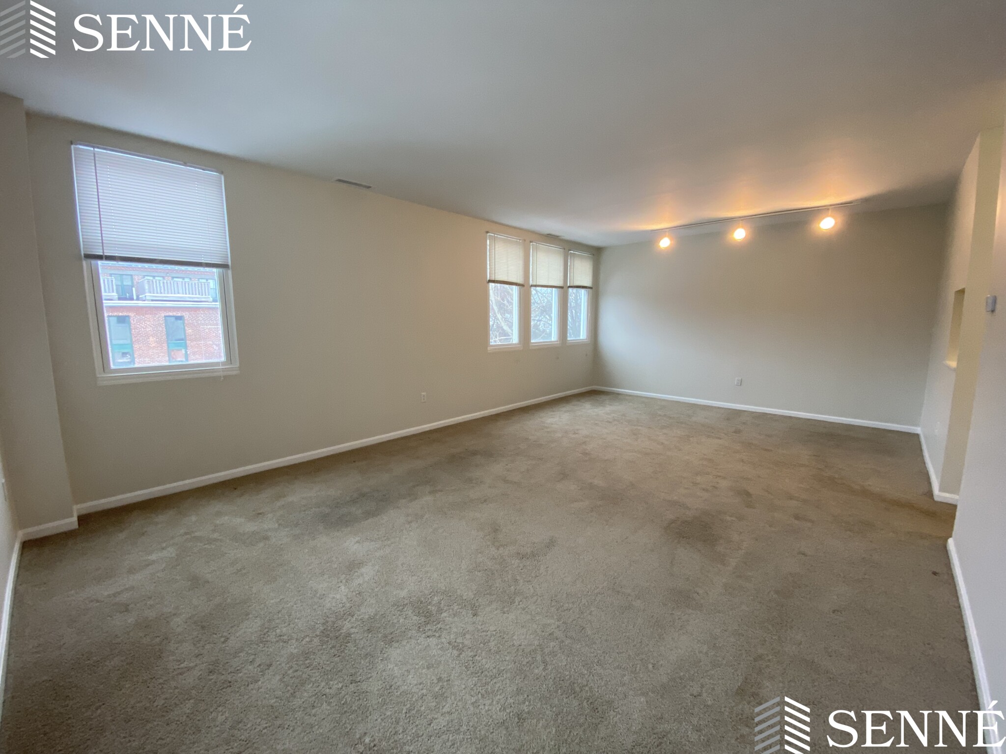 218 Thorndike St, East Cambridge