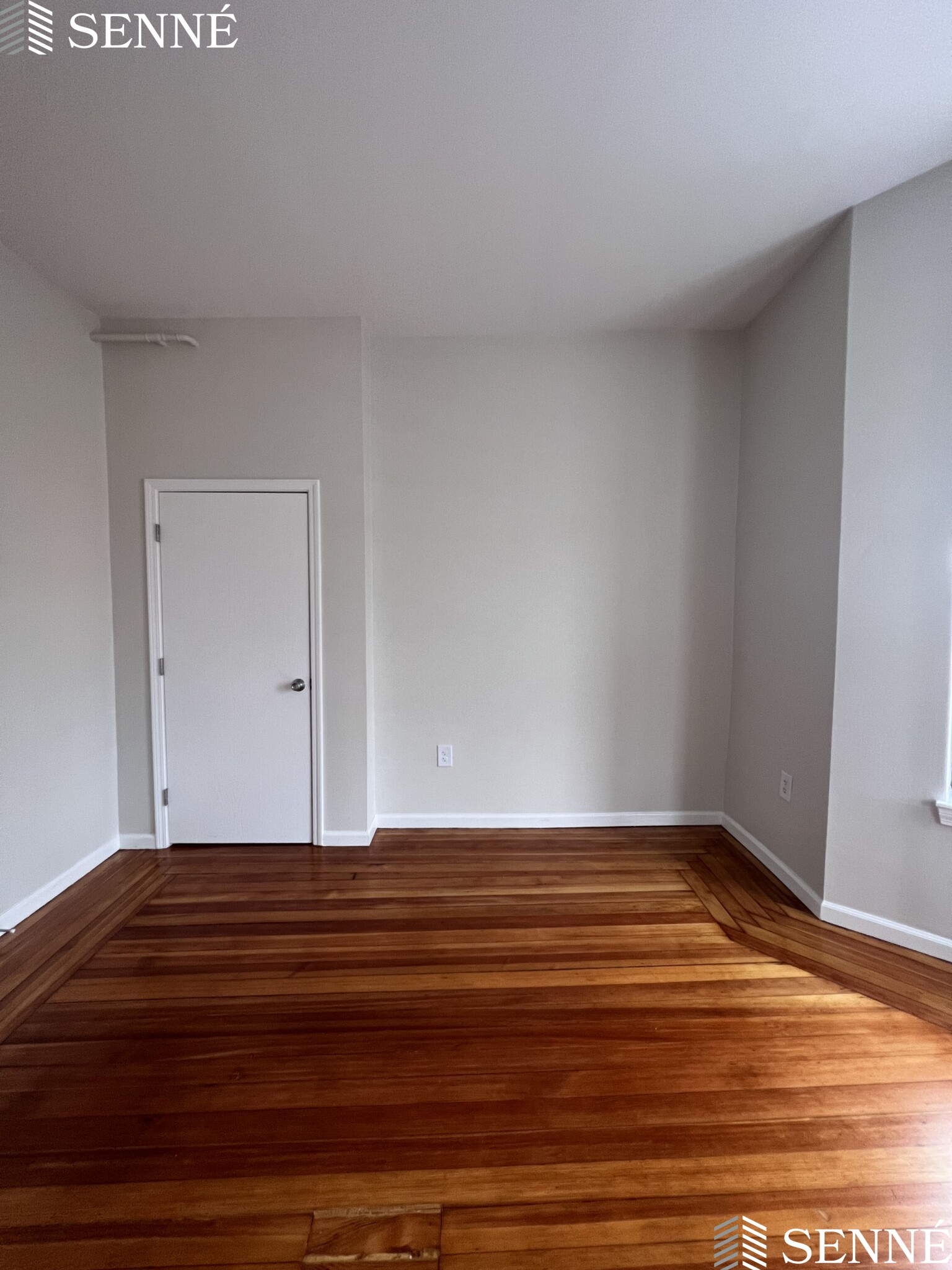 790 Main St, The Port