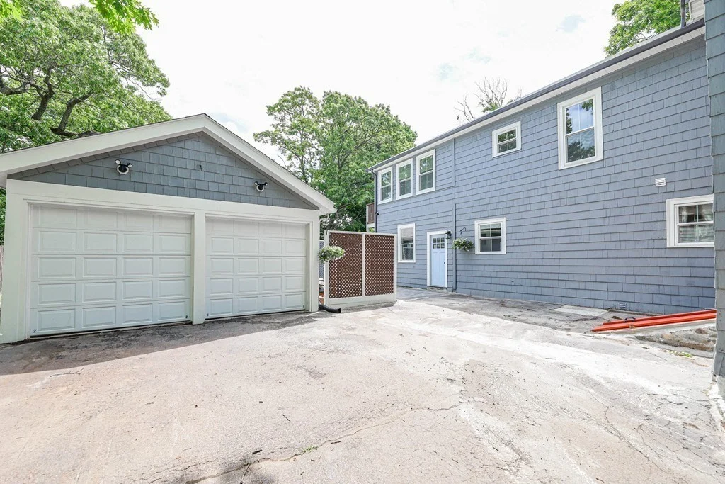 52 Maple St, Hyde Park