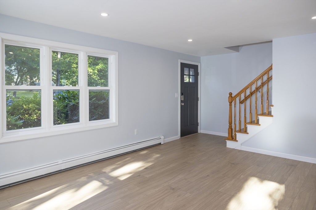 122 Leedham St, Attleboro