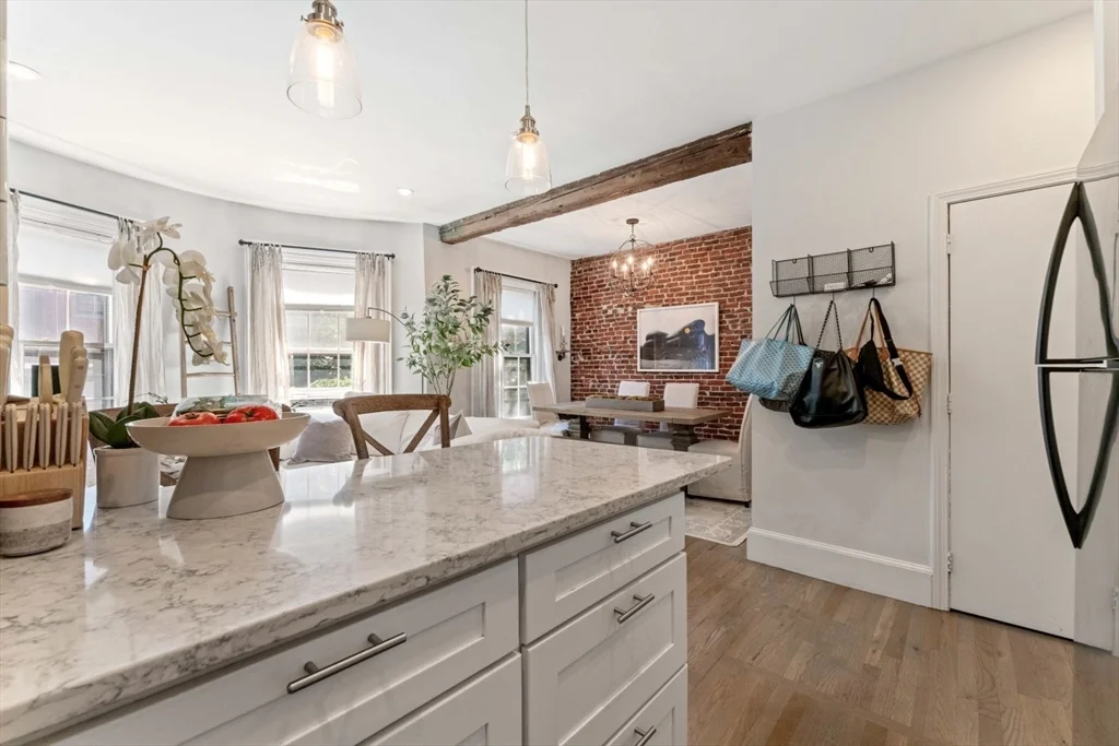 91 Waltham St, South End