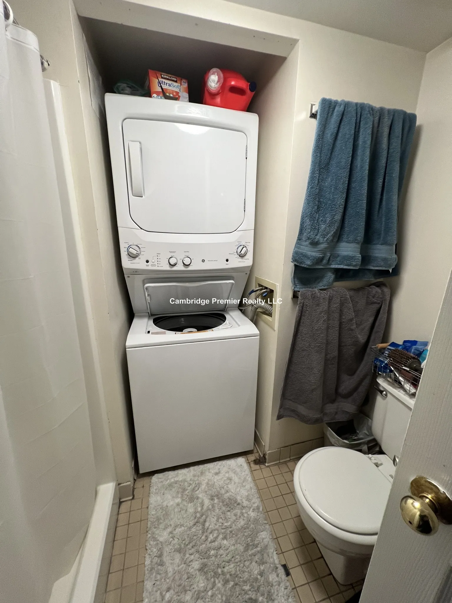 345 Franklin St, Riverside