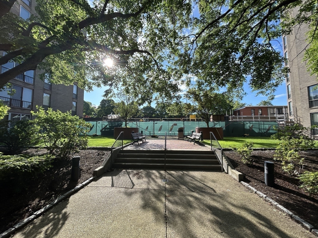 99 Pond Ave, Brookline Village