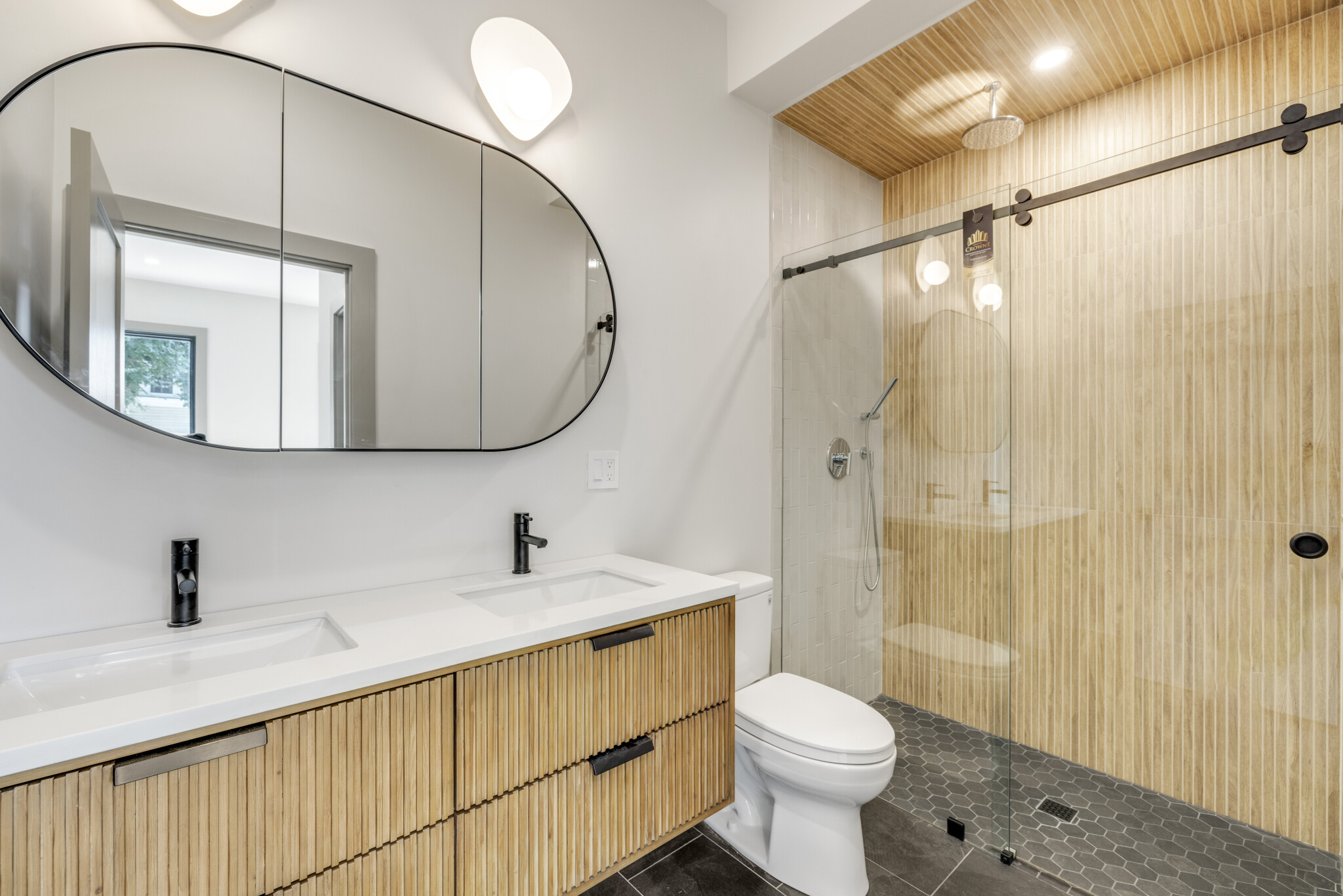 566 East 3rd St, South Boston