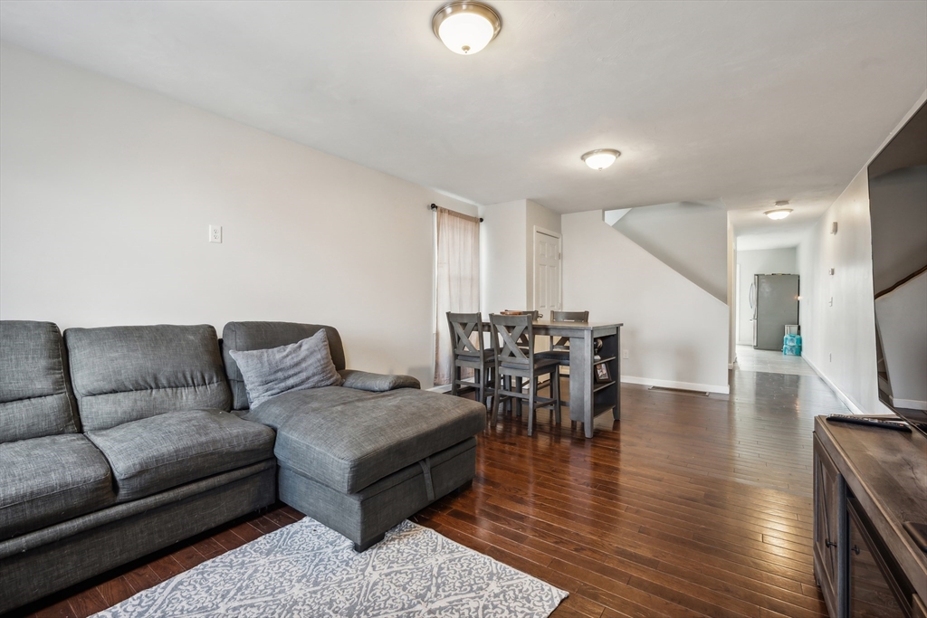 10 Clapp St, Worcester