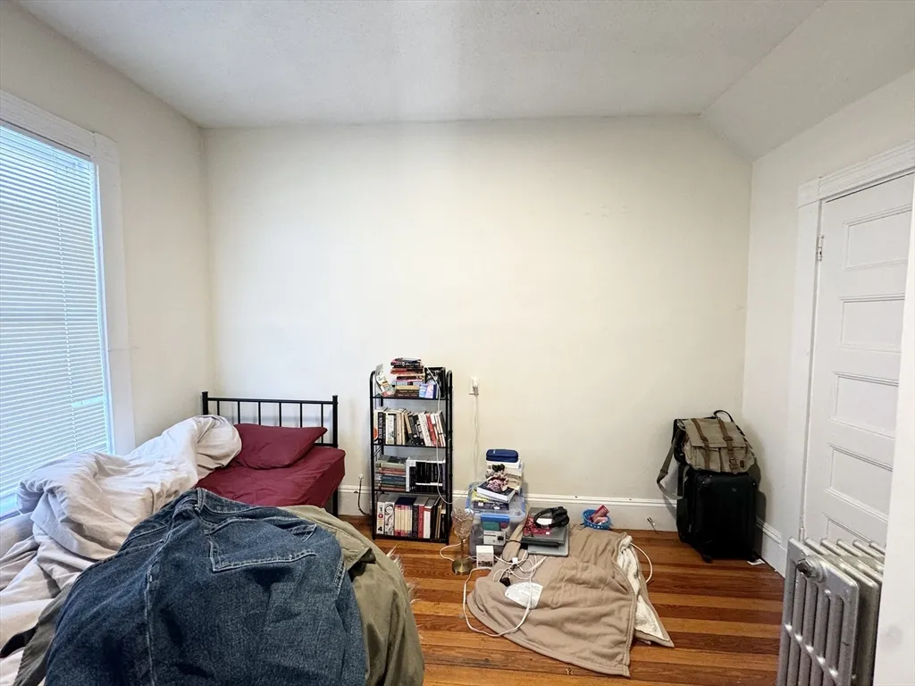 692 Columbia Rd, Boston