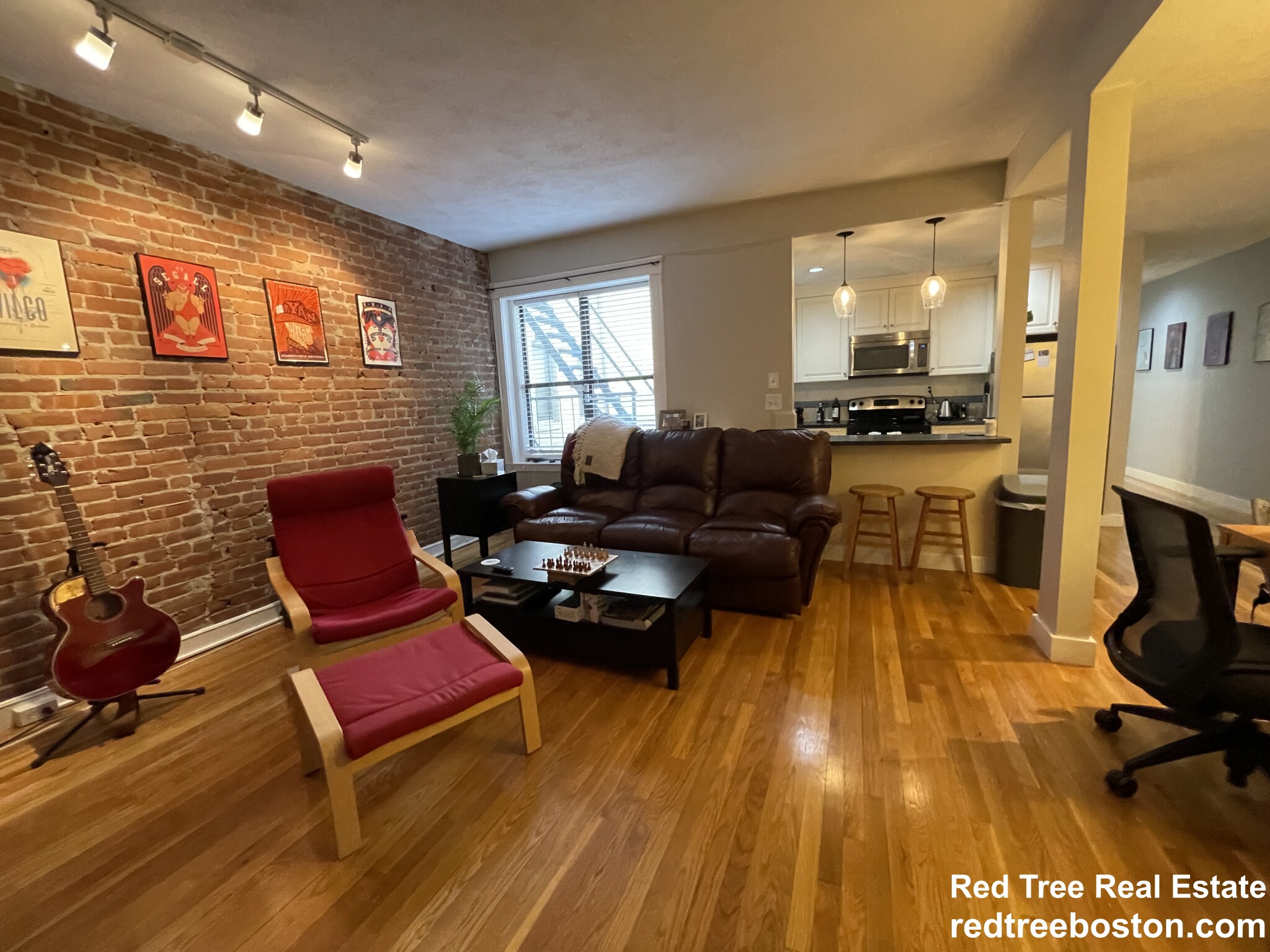 1038 Beacon St, Brookline