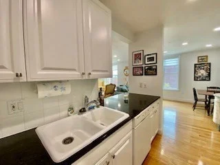 65 Chelsea St, Charlestown