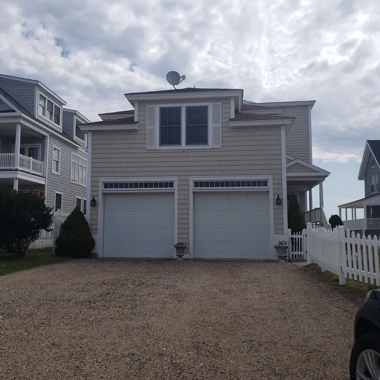 398 North End, Salisbury Beach