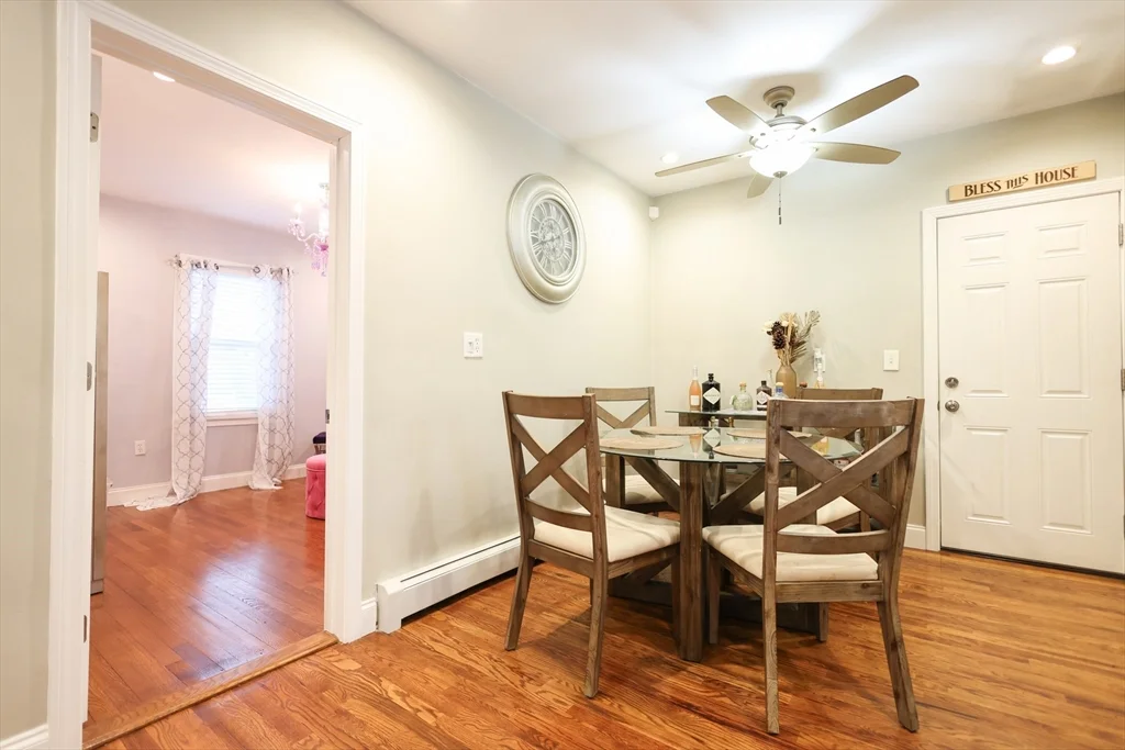 43-45 Belnel Rd, Hyde Park