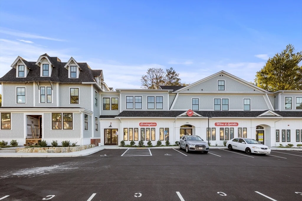 186 Bedford St, Lexington