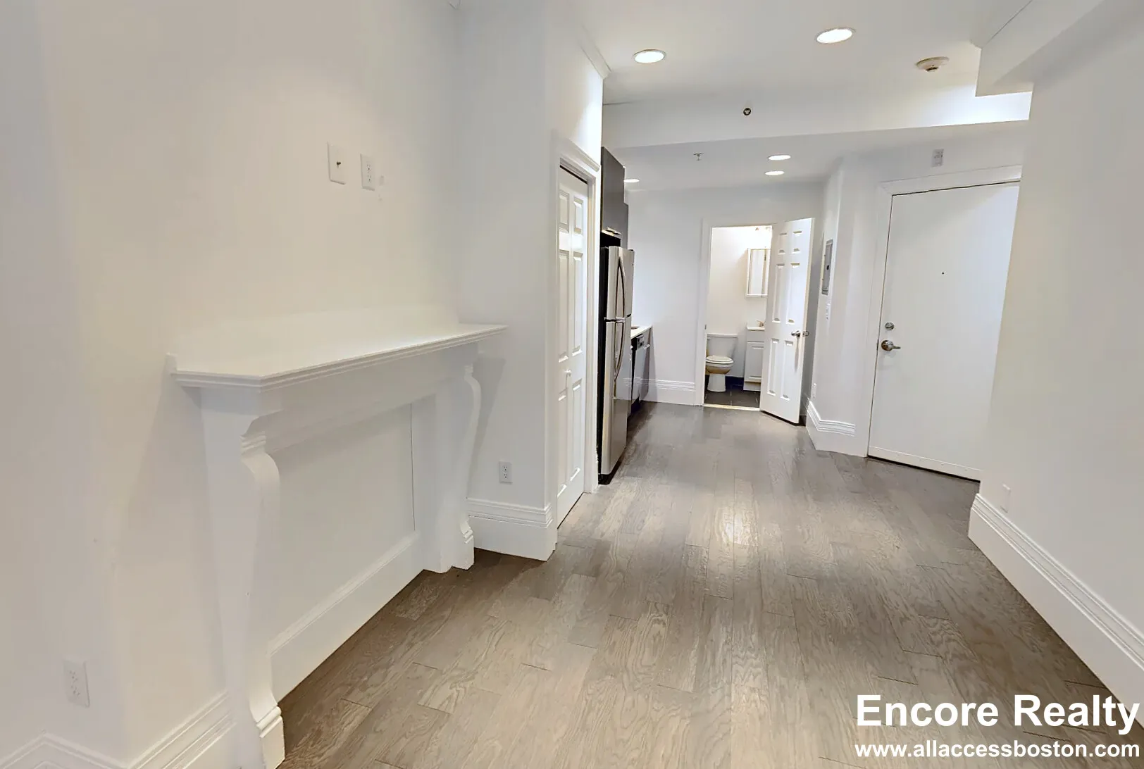 270 Newbury St, Back Bay