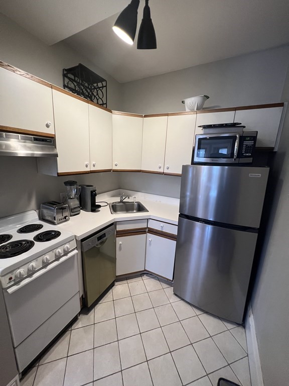 391 Commonwealth Ave, Back Bay