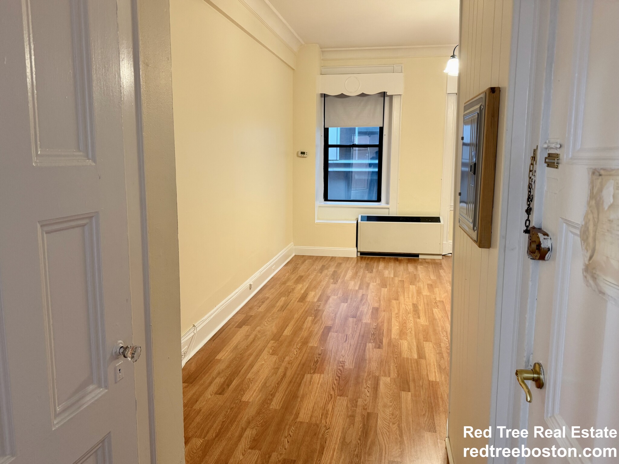 62 Boylston St, Midtown